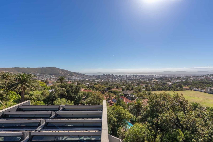 3 Bedroom Property for Sale in Oranjezicht Western Cape